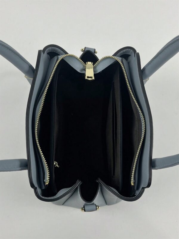 ⁦Letter Embossed Square Bag PU Blue Double Handle Fashionable⁩ - الصورة ⁦3⁩