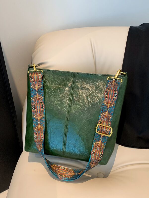 ⁦Vintage Large Capacity Wide Shoulder Strap Crossbody Bag⁩ - الصورة ⁦8⁩